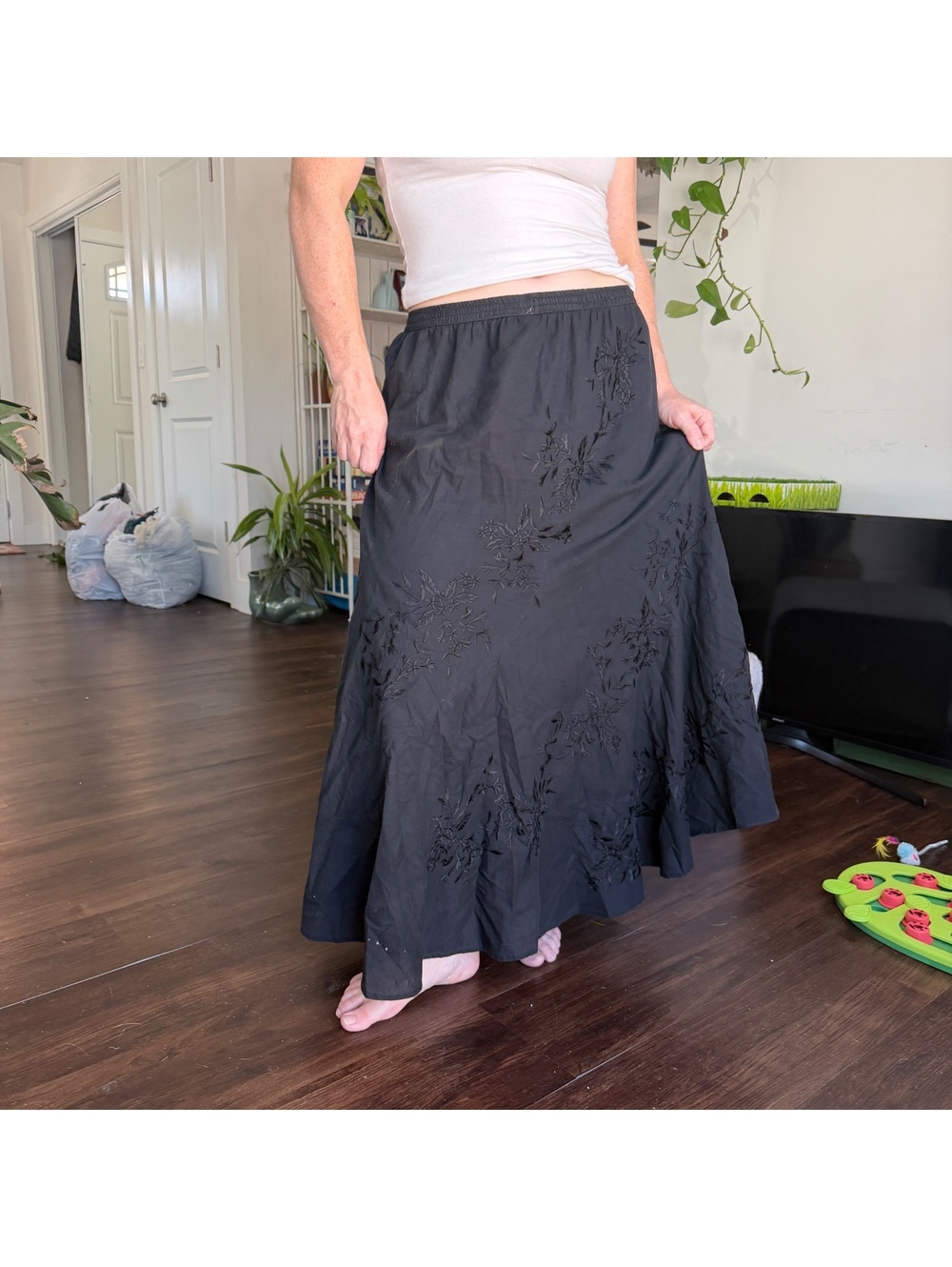 Vintage 90s Black Embroidered Floral Maxi Skirt Romantic Goth